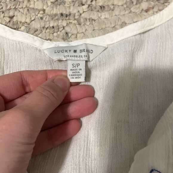 Flowy blue and white Lucky Brand top - Picture 2 of 4